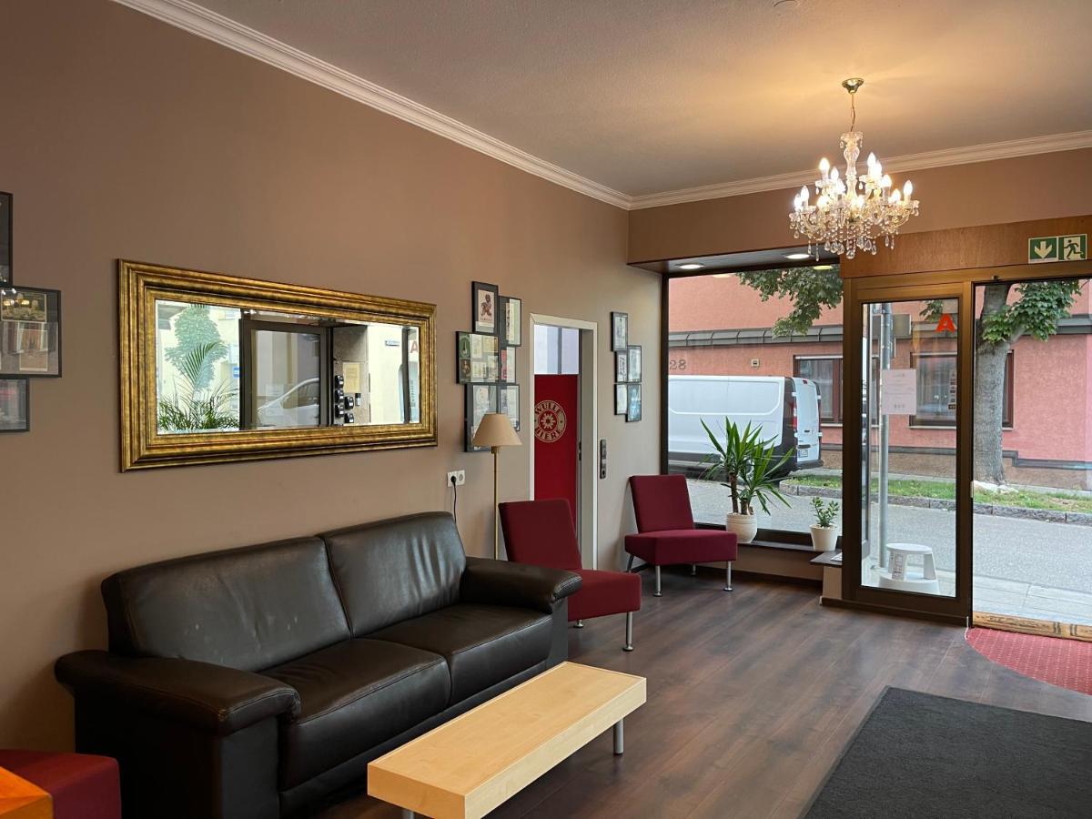Hafner Hotel- Apartment -Self Check-In 24H สตุตการ์ต ภายนอก รูปภาพ