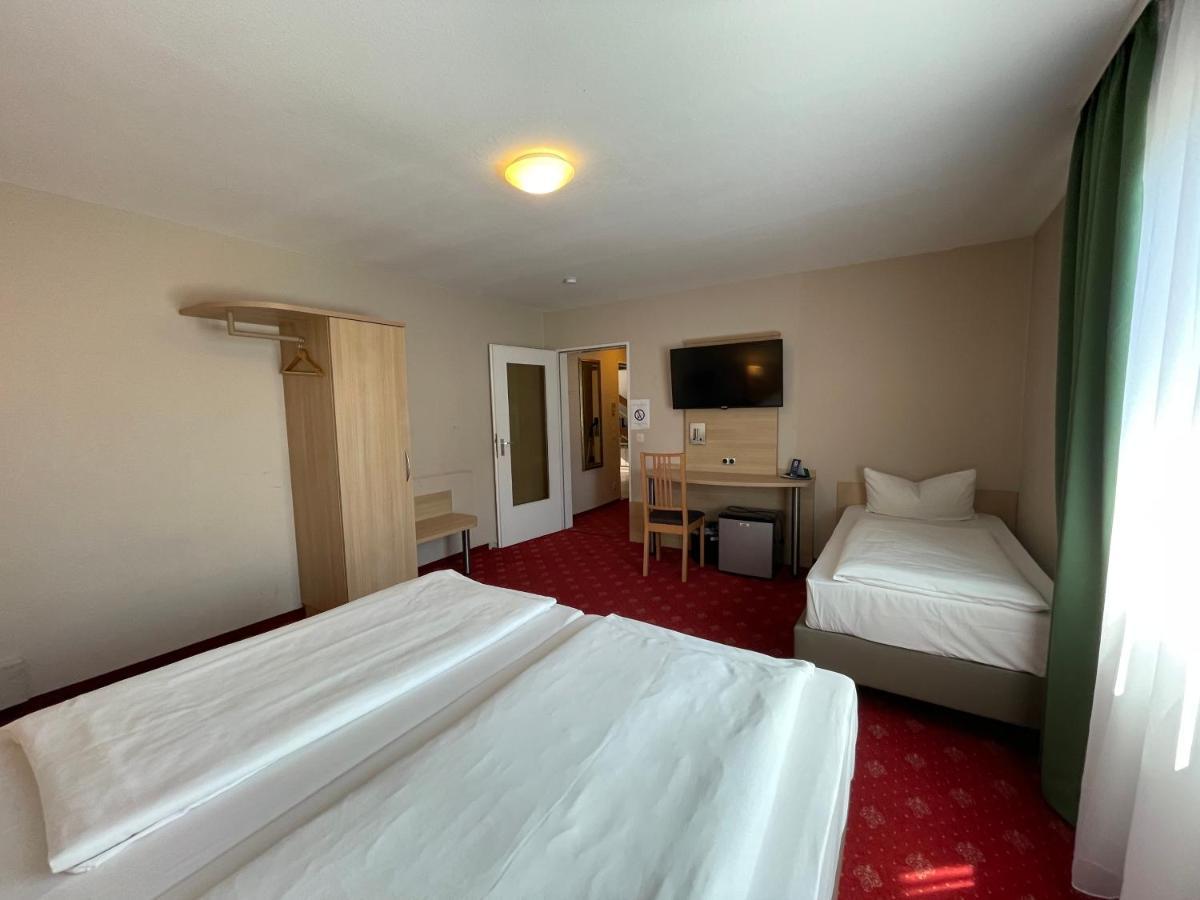 Hafner Hotel- Apartment -Self Check-In 24H สตุตการ์ต ภายนอก รูปภาพ