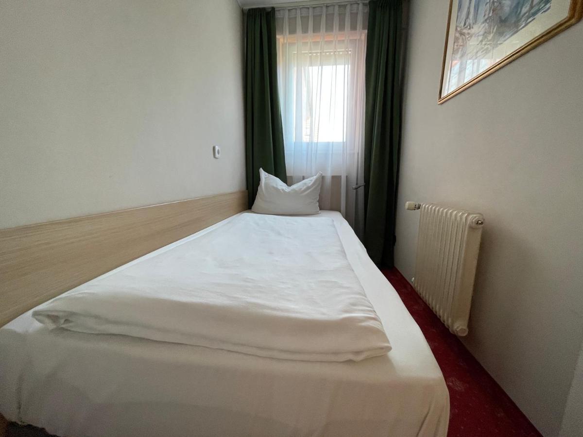 Hafner Hotel- Apartment -Self Check-In 24H สตุตการ์ต ภายนอก รูปภาพ