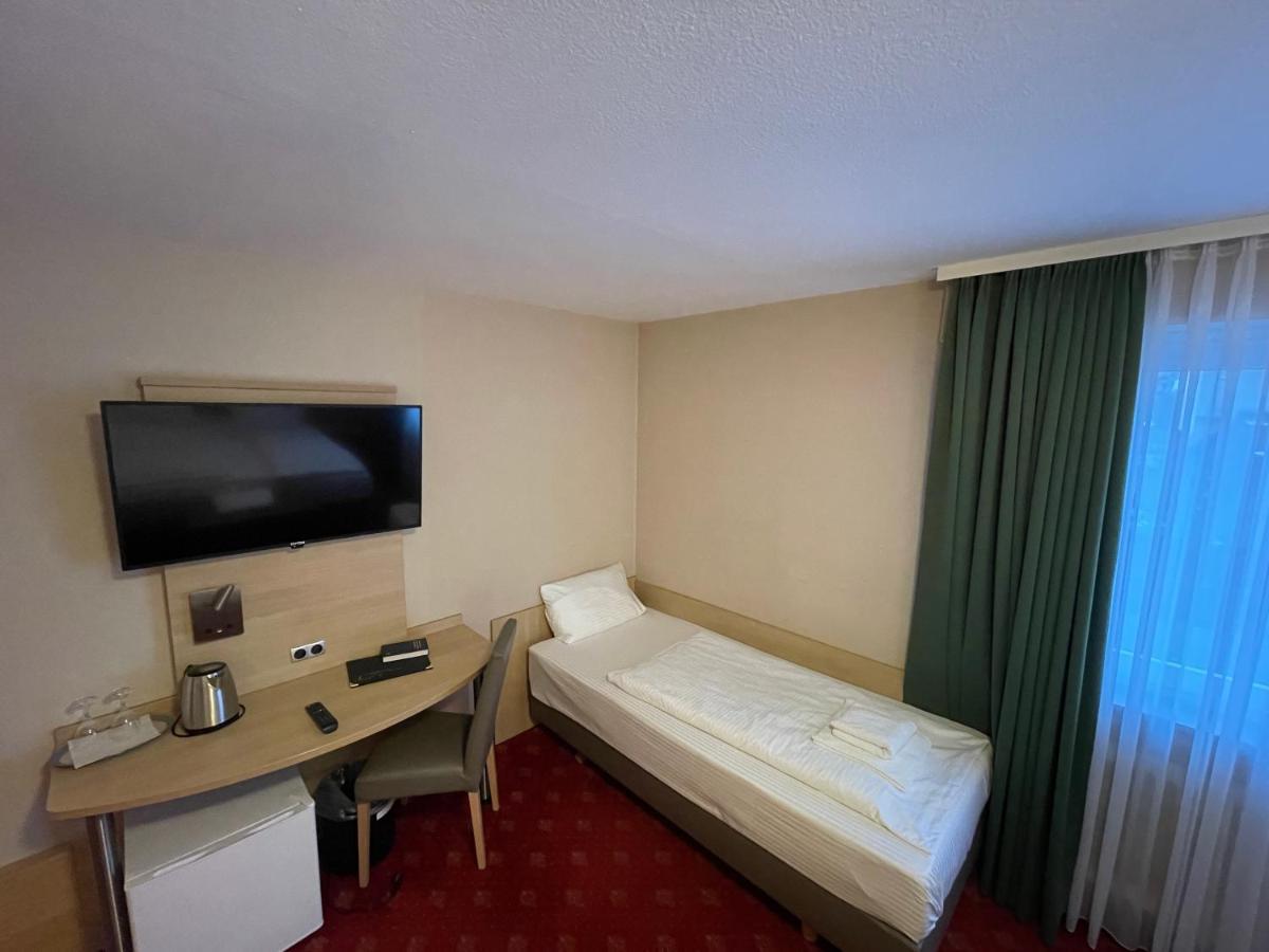 Hafner Hotel- Apartment -Self Check-In 24H สตุตการ์ต ภายนอก รูปภาพ