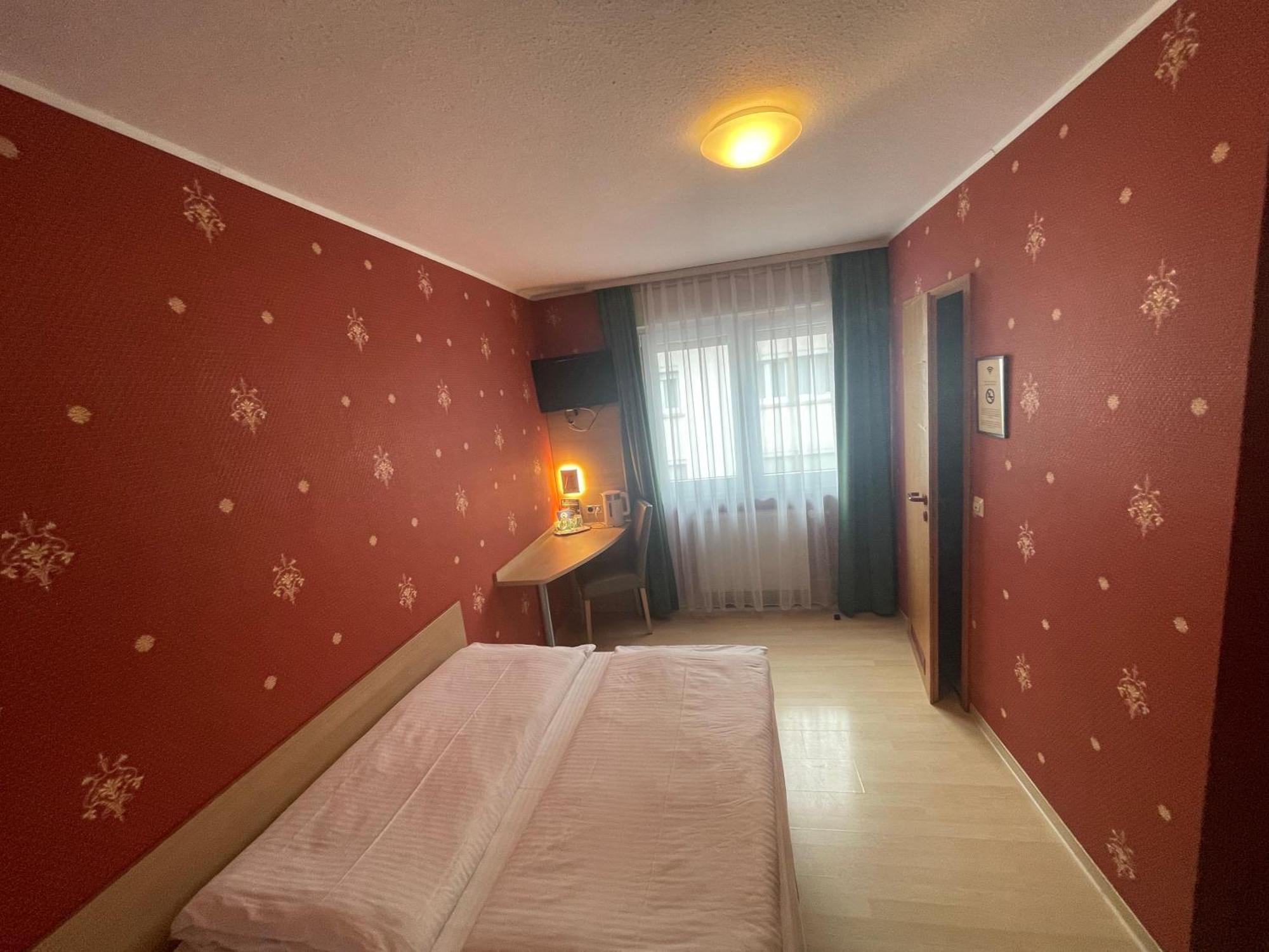 Hafner Hotel- Apartment -Self Check-In 24H สตุตการ์ต ภายนอก รูปภาพ